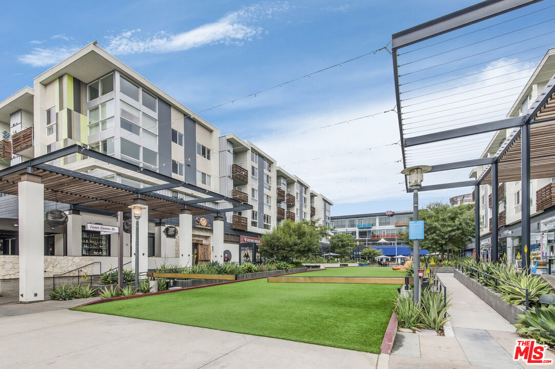 6021 Dawn Crk Unit: 12