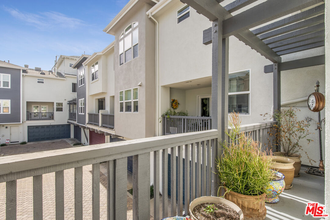 6021 Dawn Crk Unit: 12