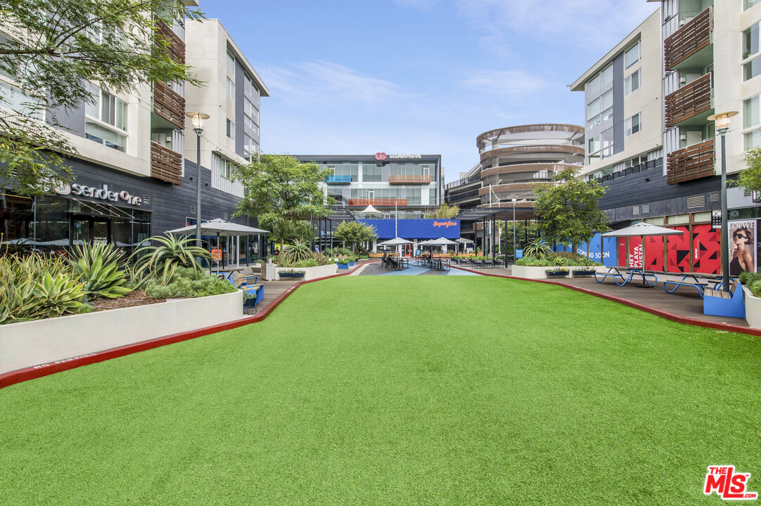 6021 Dawn Crk Unit: 12