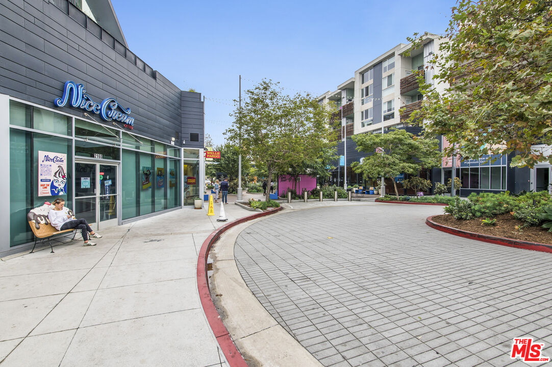 6021 Dawn Crk Unit: 12