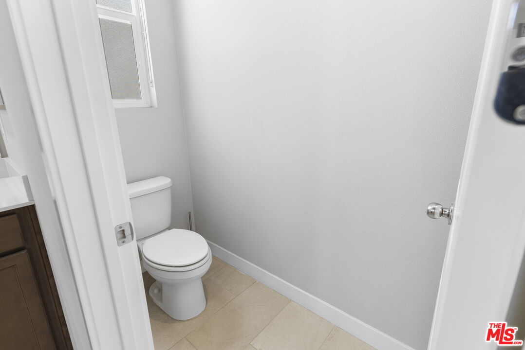 551 Daniel Freeman Cir