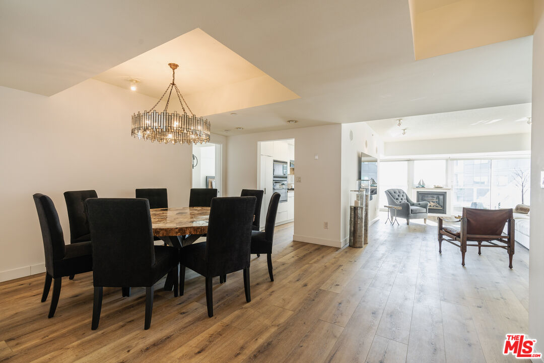 13600 Marina Pointe Dr Unit: 901