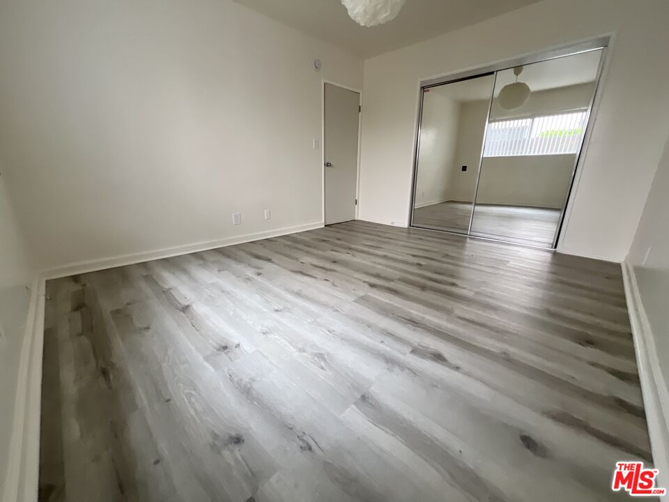 148 N Normandie Ave Unit: 3