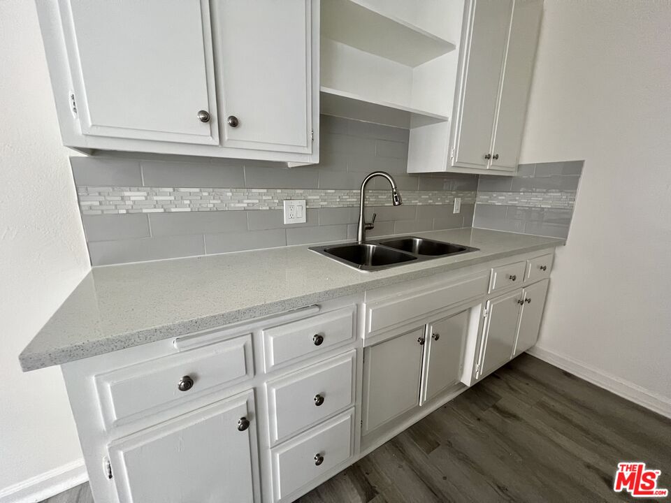 148 N Normandie Ave Unit: 3