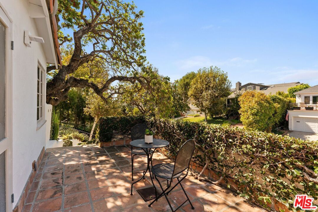 10320 Mississippi Ave