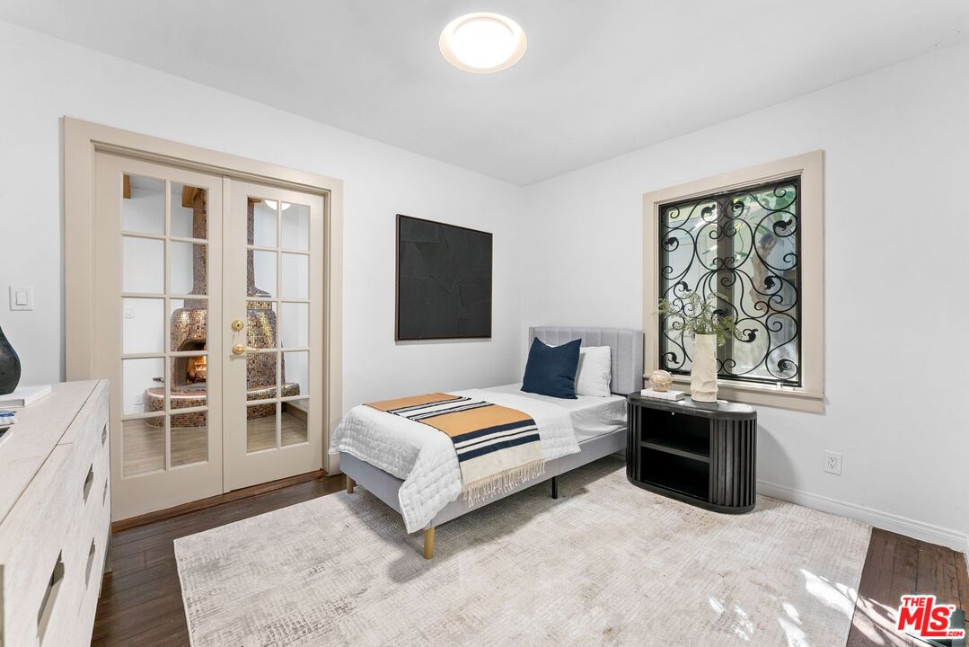 10320 Mississippi Ave