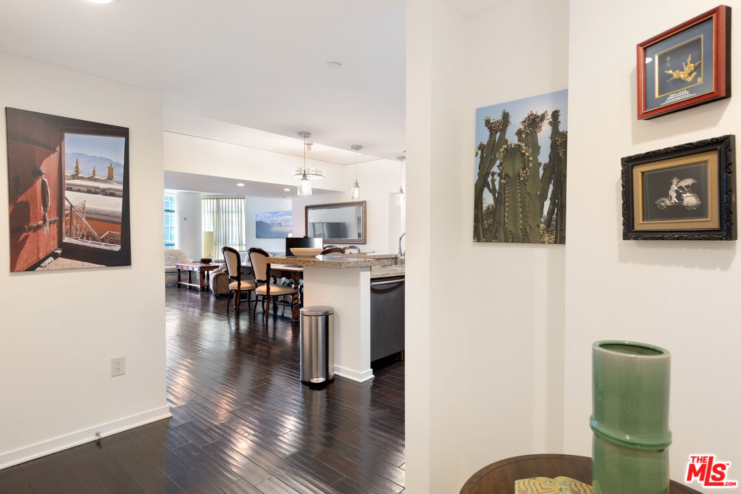 13650 MARINA POINTE DR Unit: 805