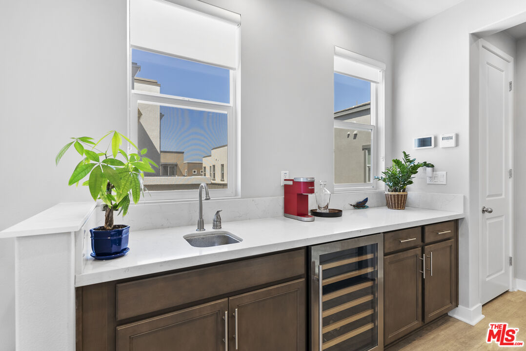 551 Daniel Freeman Cir