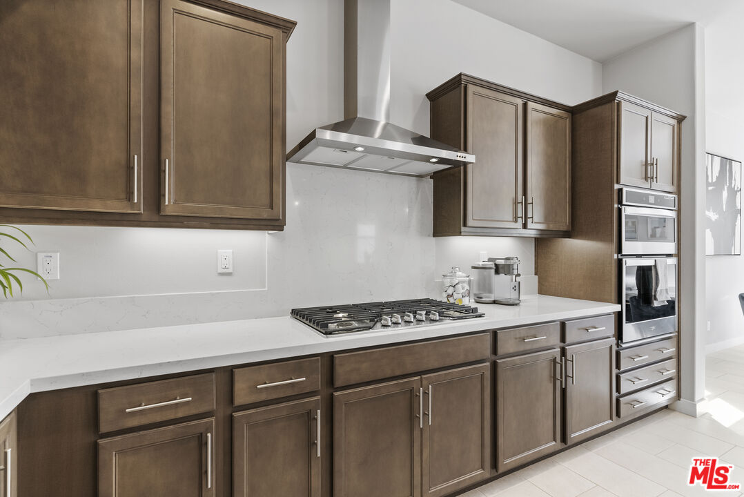 551 Daniel Freeman Cir