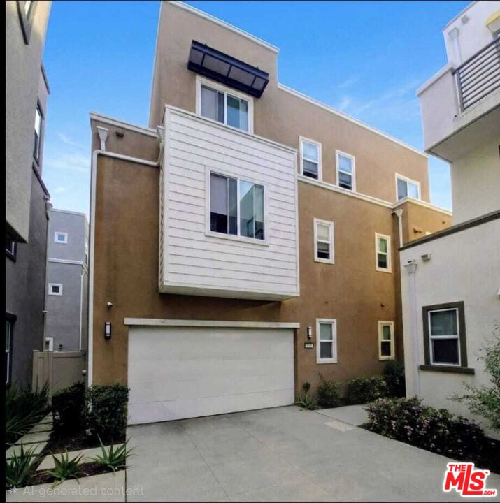 551 Daniel Freeman Cir