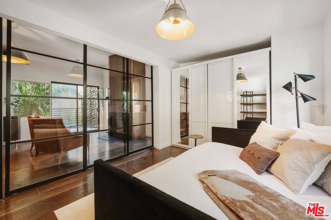 3601 Dixie Canyon Ave