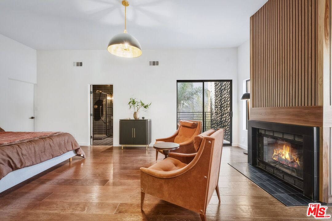 3601 Dixie Canyon Ave