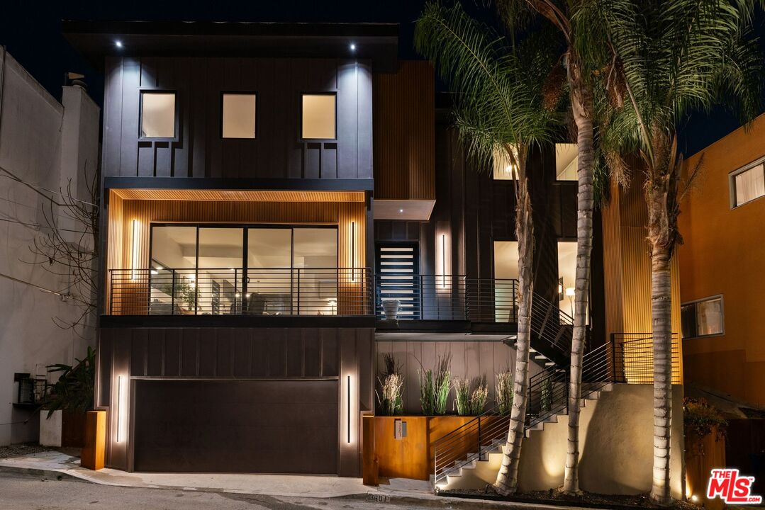 3601 Dixie Canyon Ave