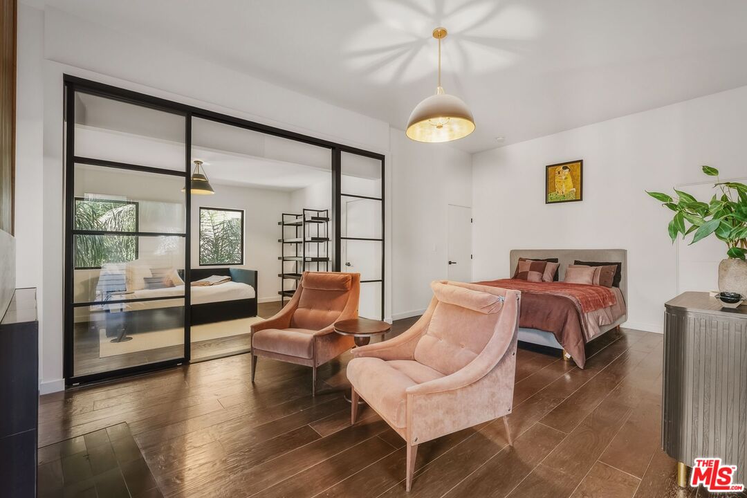 3601 Dixie Canyon Ave