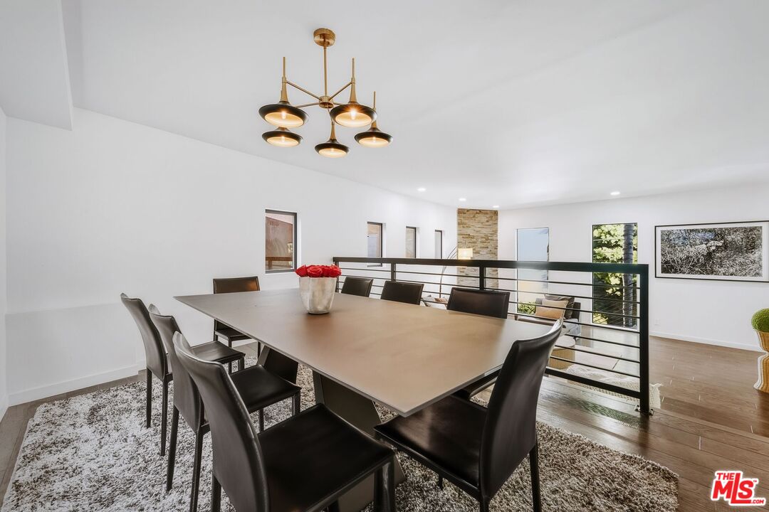 3601 Dixie Canyon Ave