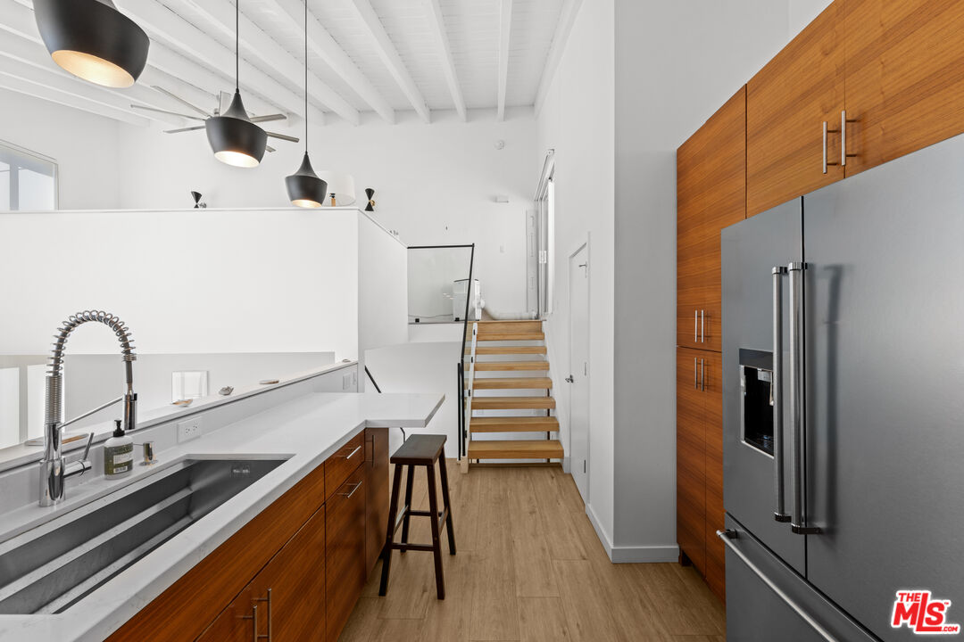 18 Privateer St Unit: 3