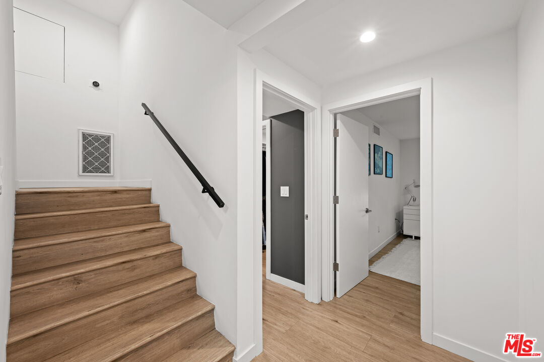 18 Privateer St Unit: 3