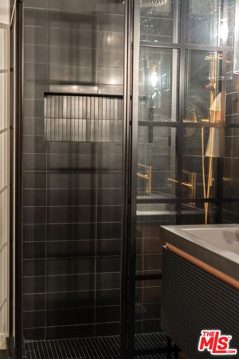 3601 Dixie Canyon Pl