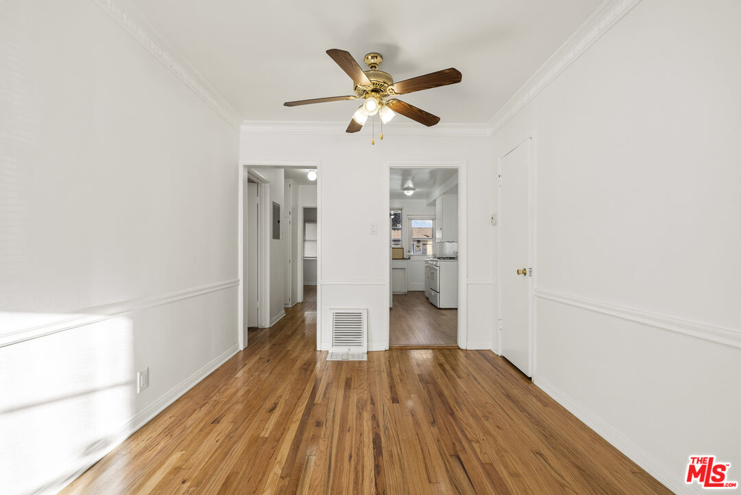 5324 Vantage Ave Unit: 2