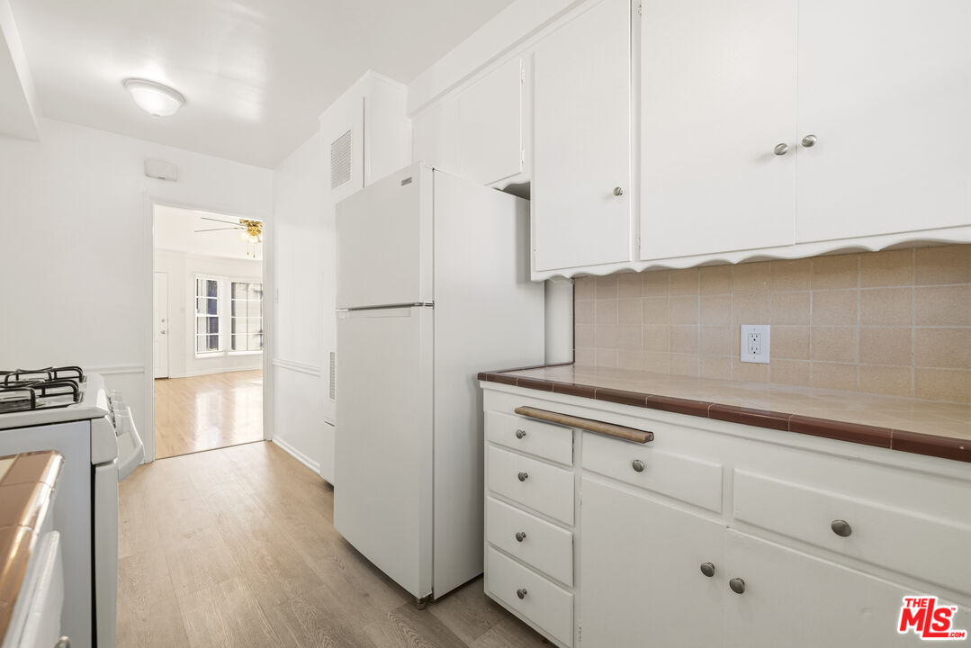 5324 Vantage Ave Unit: 2