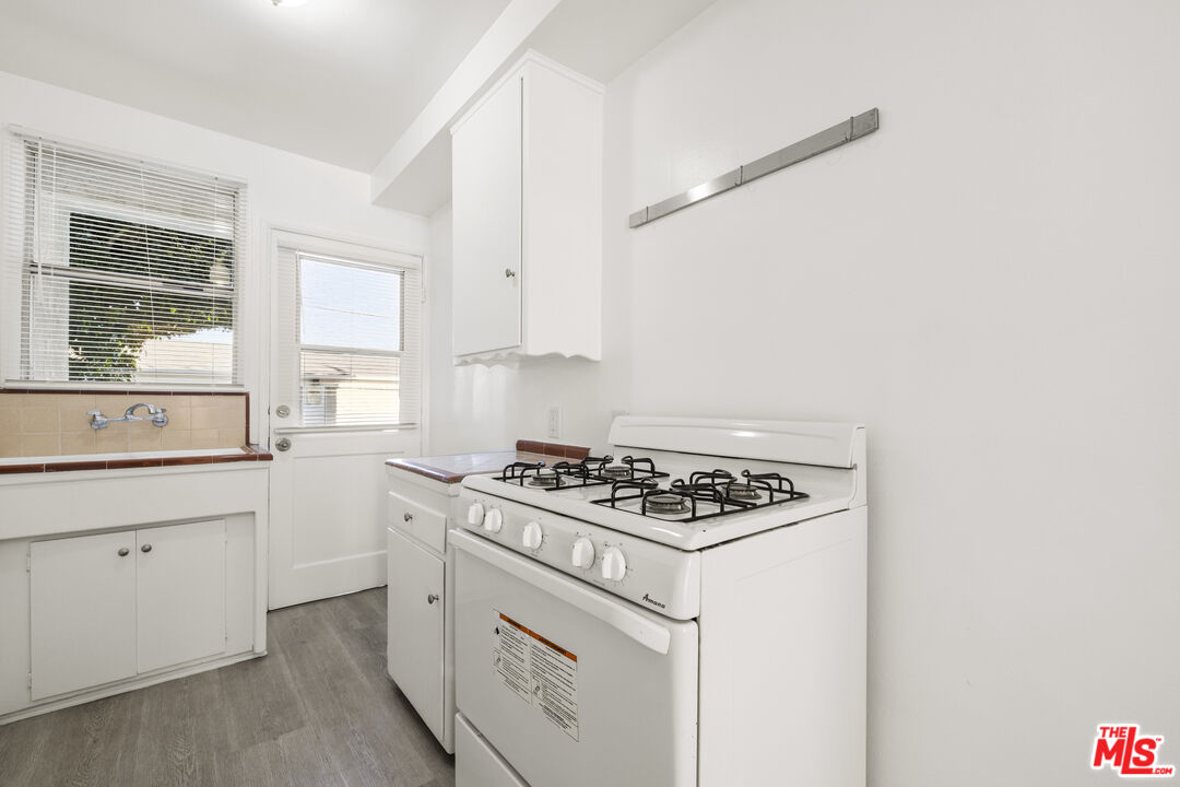 5324 Vantage Ave Unit: 2