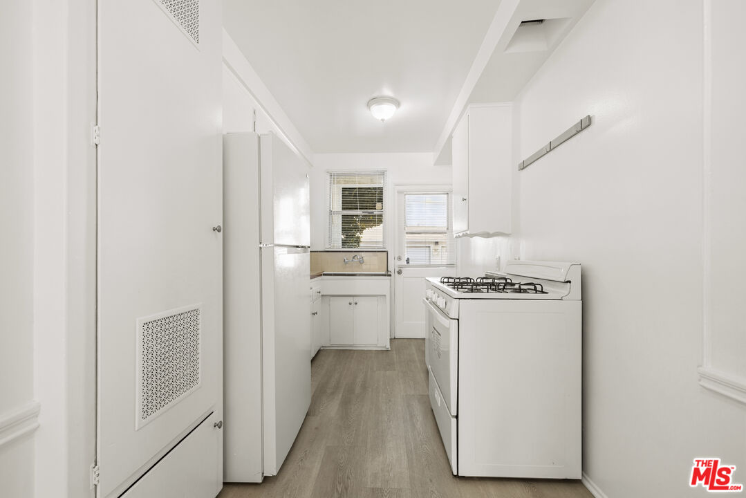 5324 Vantage Ave Unit: 2