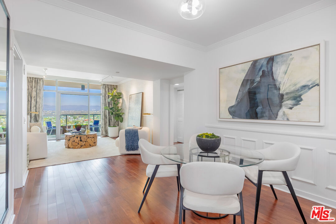 13650 Marina Pointe Dr Unit: 1206