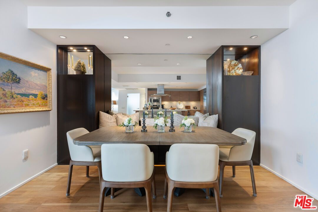 13650 Marina Pointe Dr Unit: 1203