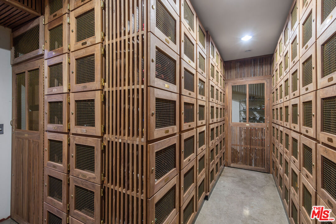 13650 Marina Pointe Dr Unit: 1203