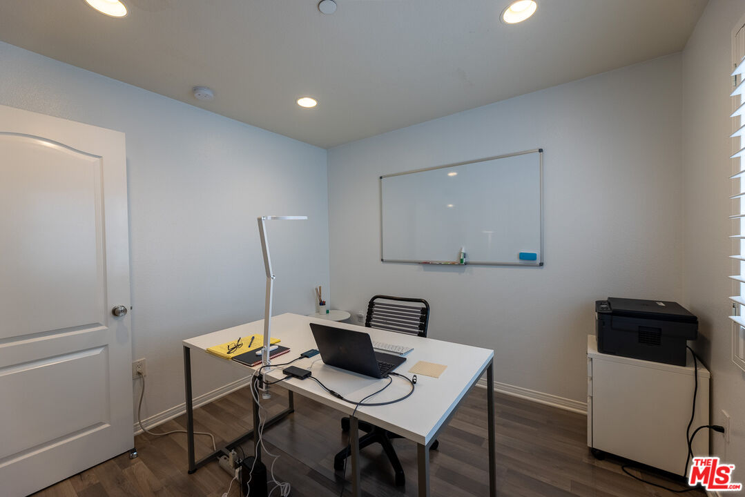 7301 W Manchester Ave Unit: 106