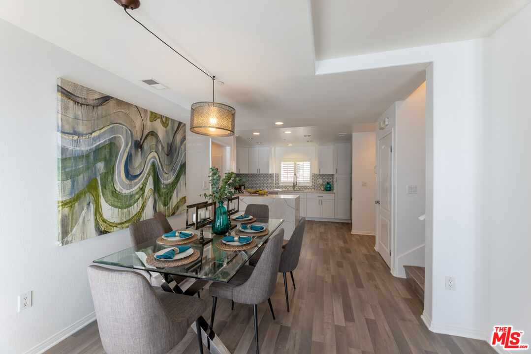 7301 W Manchester Ave Unit: 106