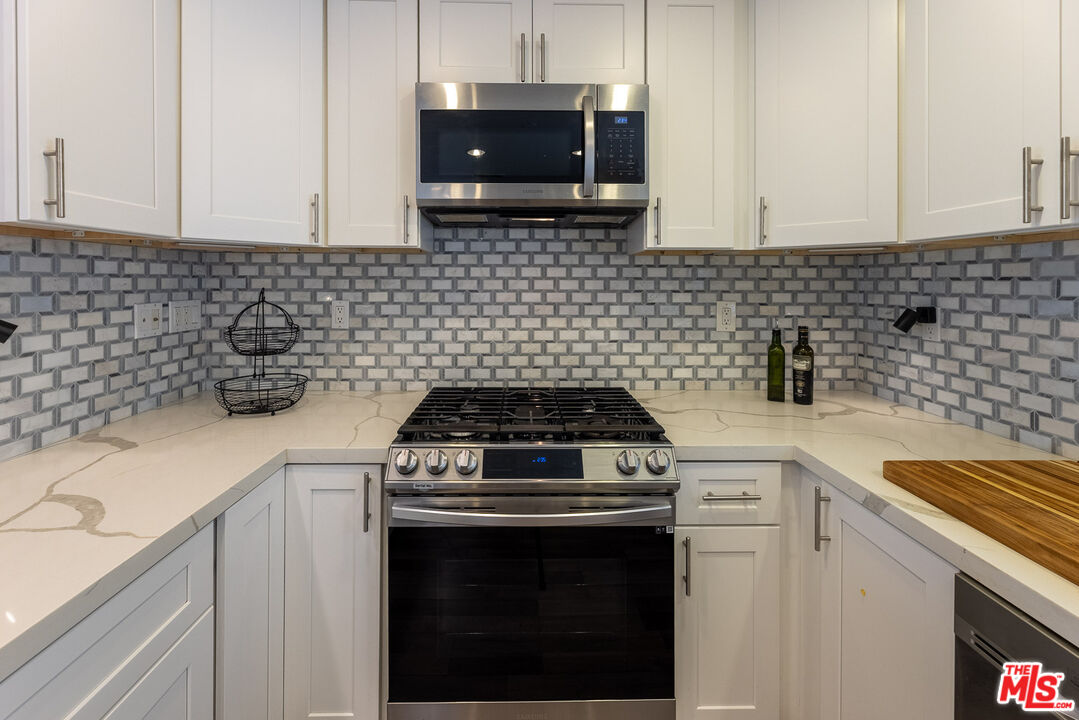 7301 W Manchester Ave Unit: 106