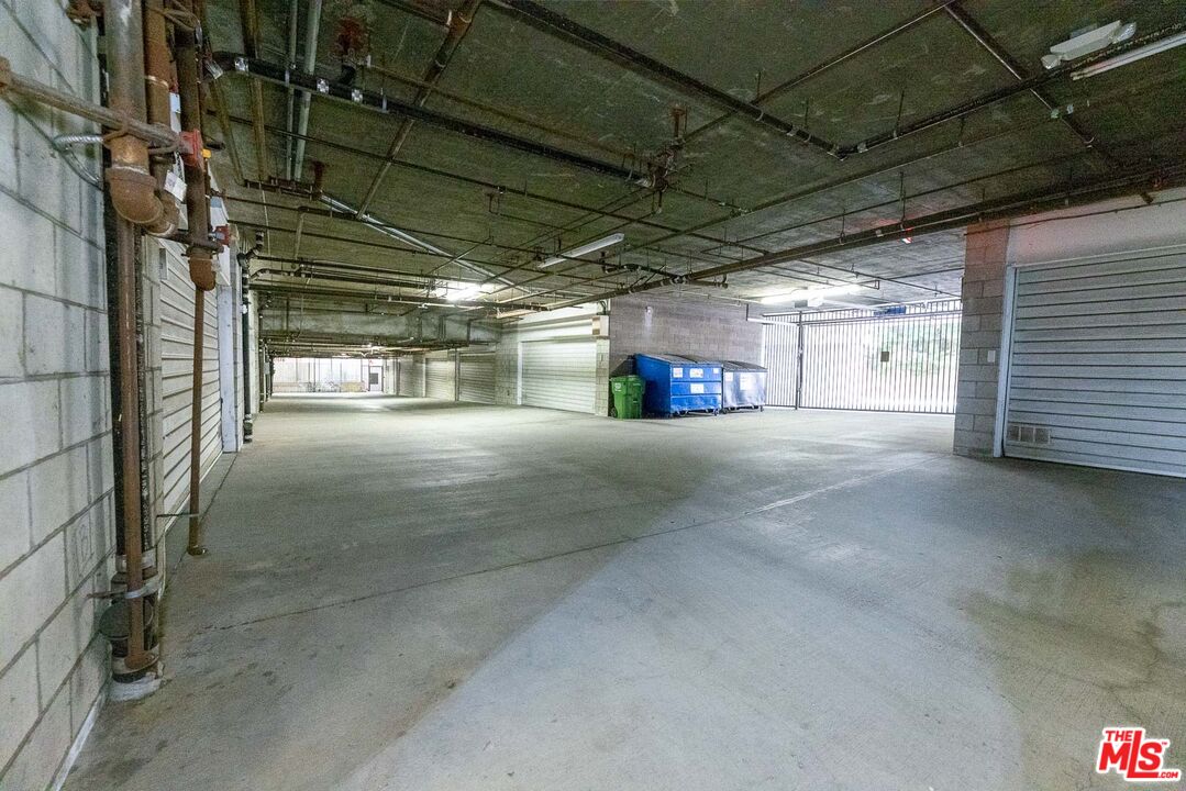 7301 W Manchester Ave Unit: 106