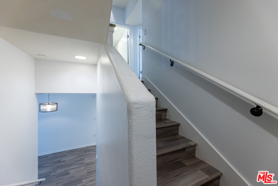 7301 W Manchester Ave Unit: 106