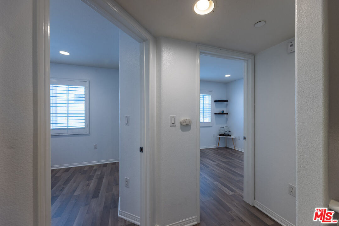 7301 W Manchester Ave Unit: 106