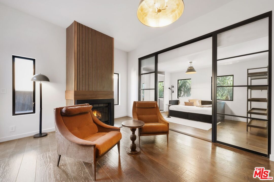 3601 Dixie Canyon Pl