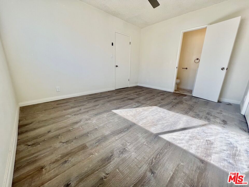 1426 S Orange Grove Ave Unit: 6