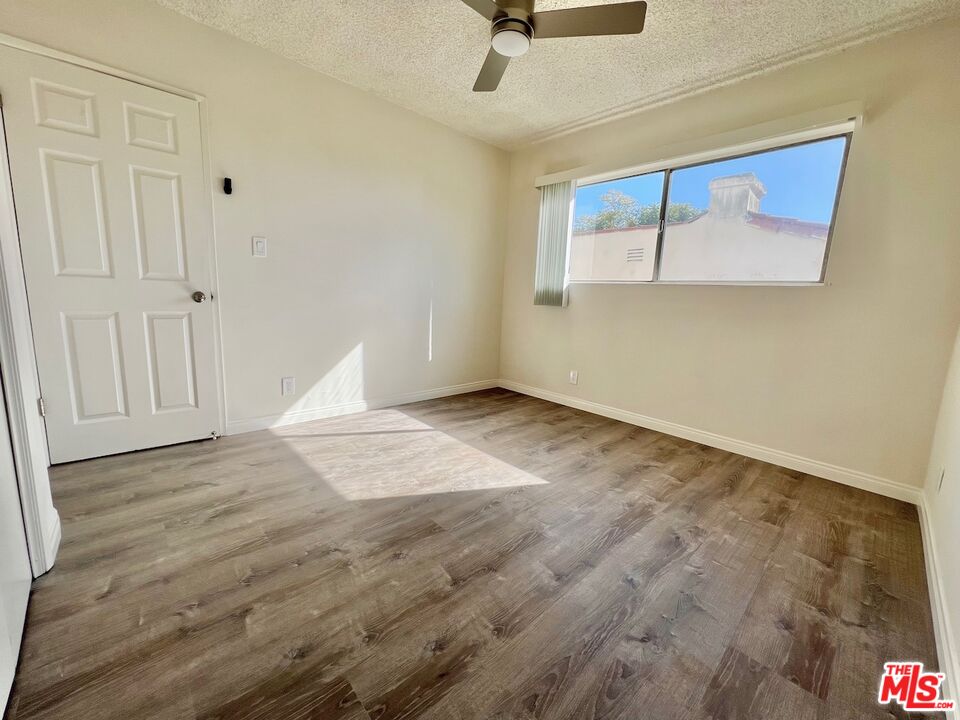 1426 S Orange Grove Ave Unit: 6