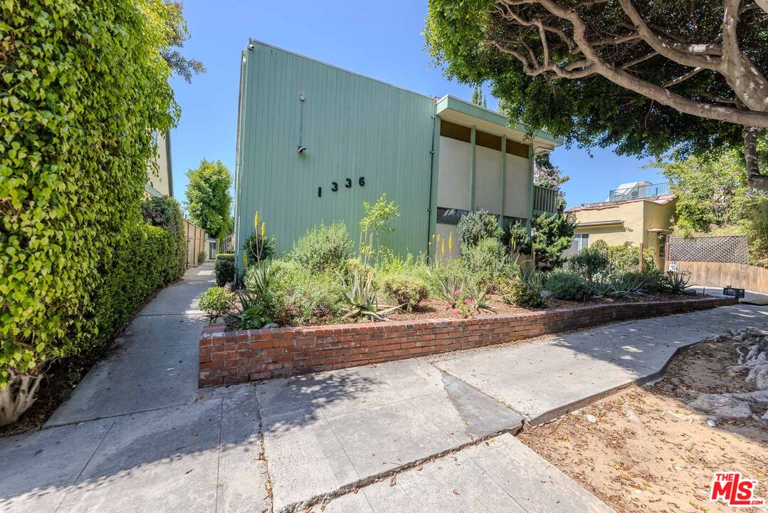1336 FRANKLIN ST Unit: F