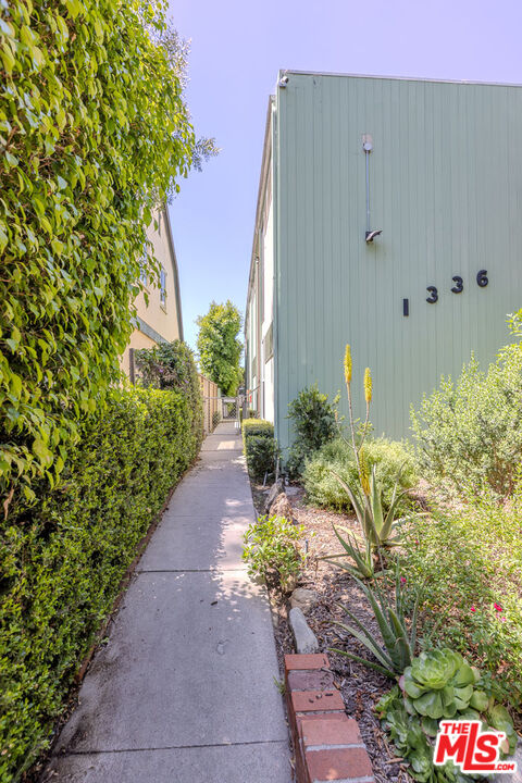 1336 FRANKLIN ST Unit: F