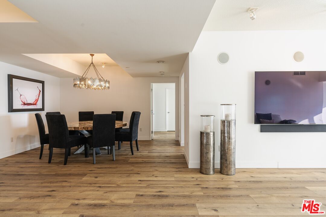 13600 Marina Pointe Dr Unit: 901
