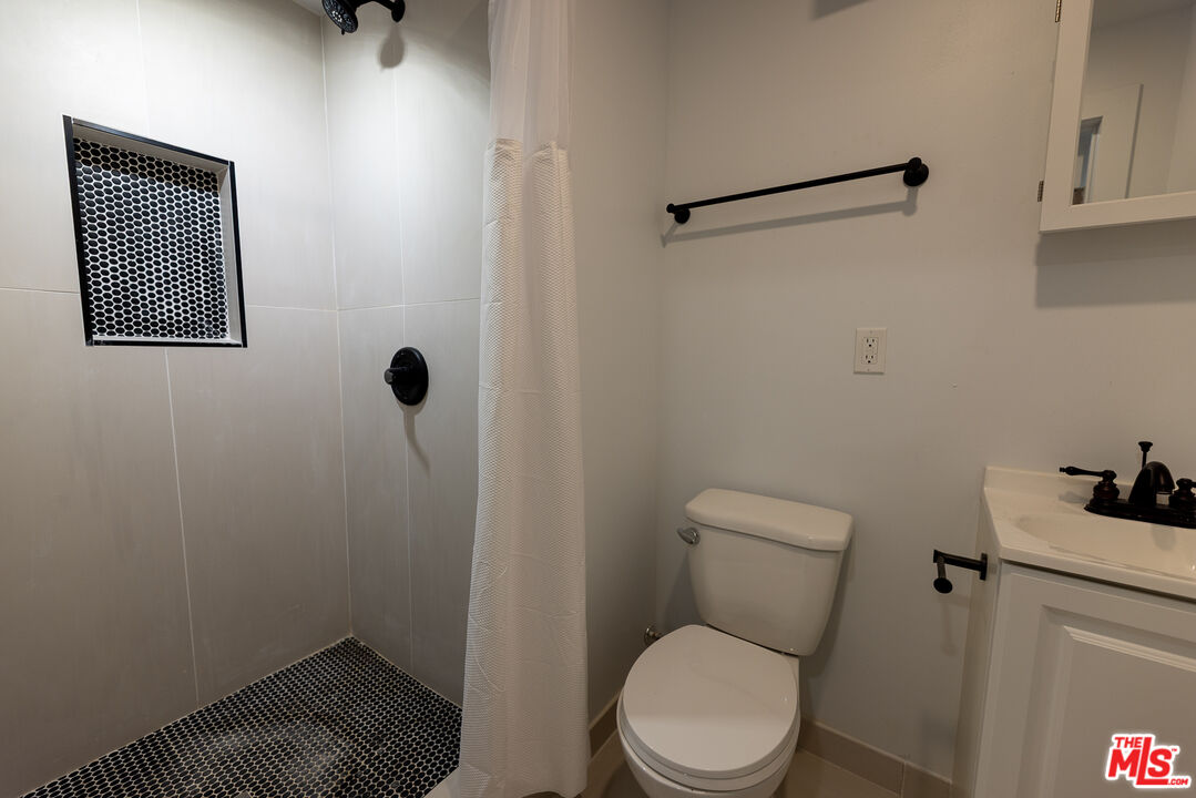 1420 Alvarado Ter Unit: 14