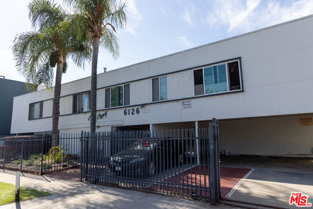6126 Eleanor Ave Unit: 1