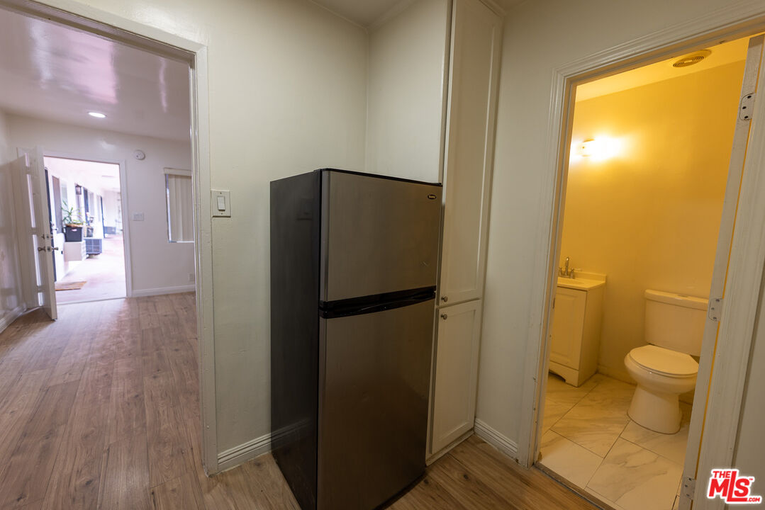 6126 Eleanor Ave Unit: 1