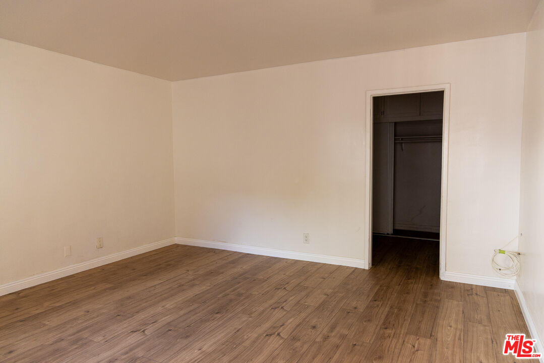 6126 Eleanor Ave Unit: 1
