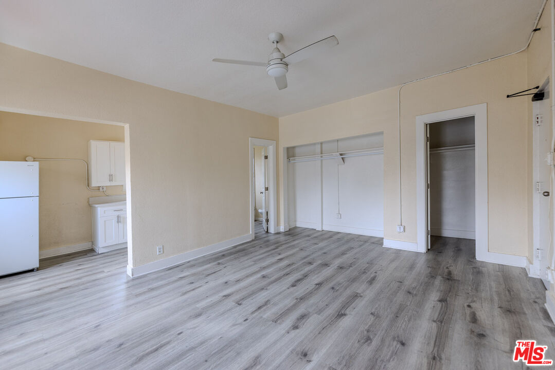 661 Shatto Pl Unit: 300