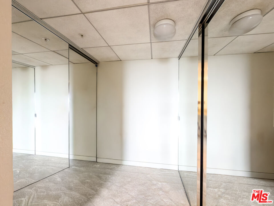 13700 Marina Pointe Dr Unit: 1626