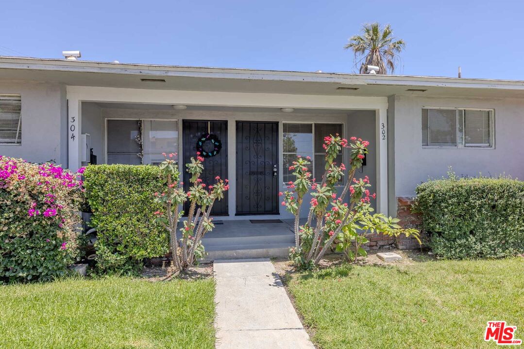 302 N Maple St