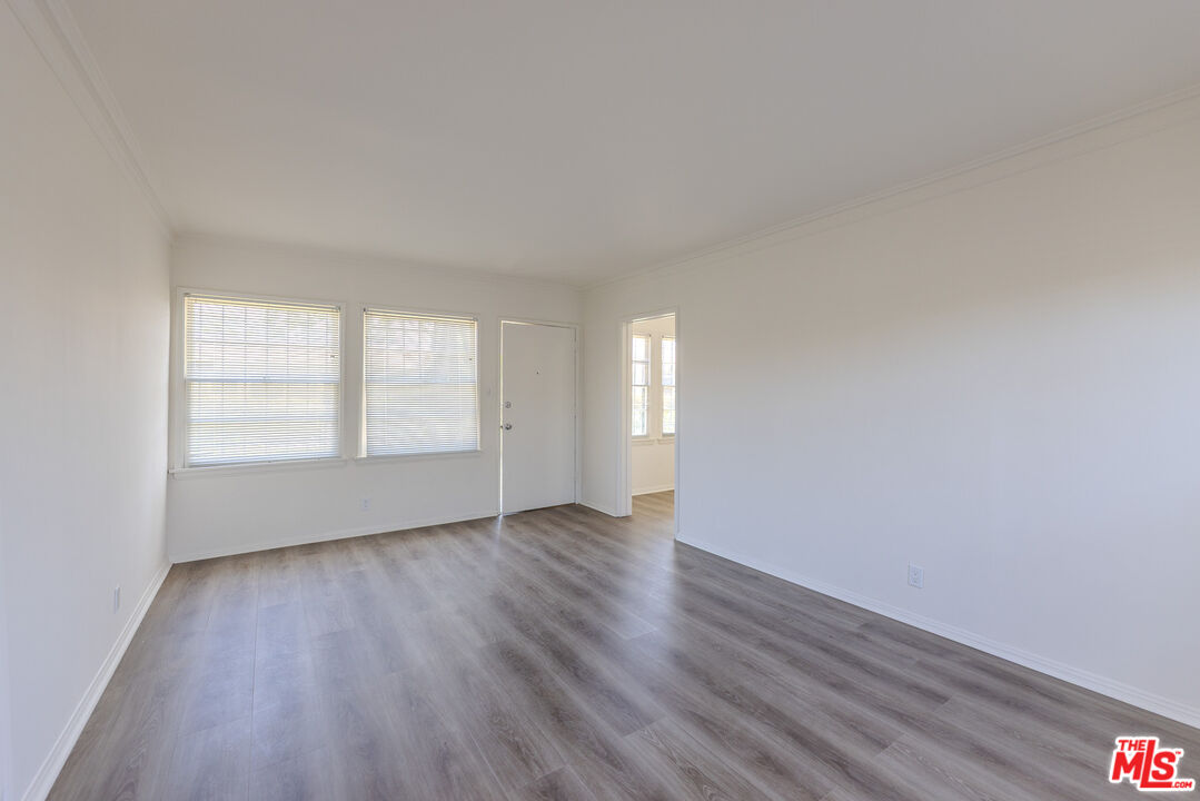 1940 S Robertson Blvd Unit: 10