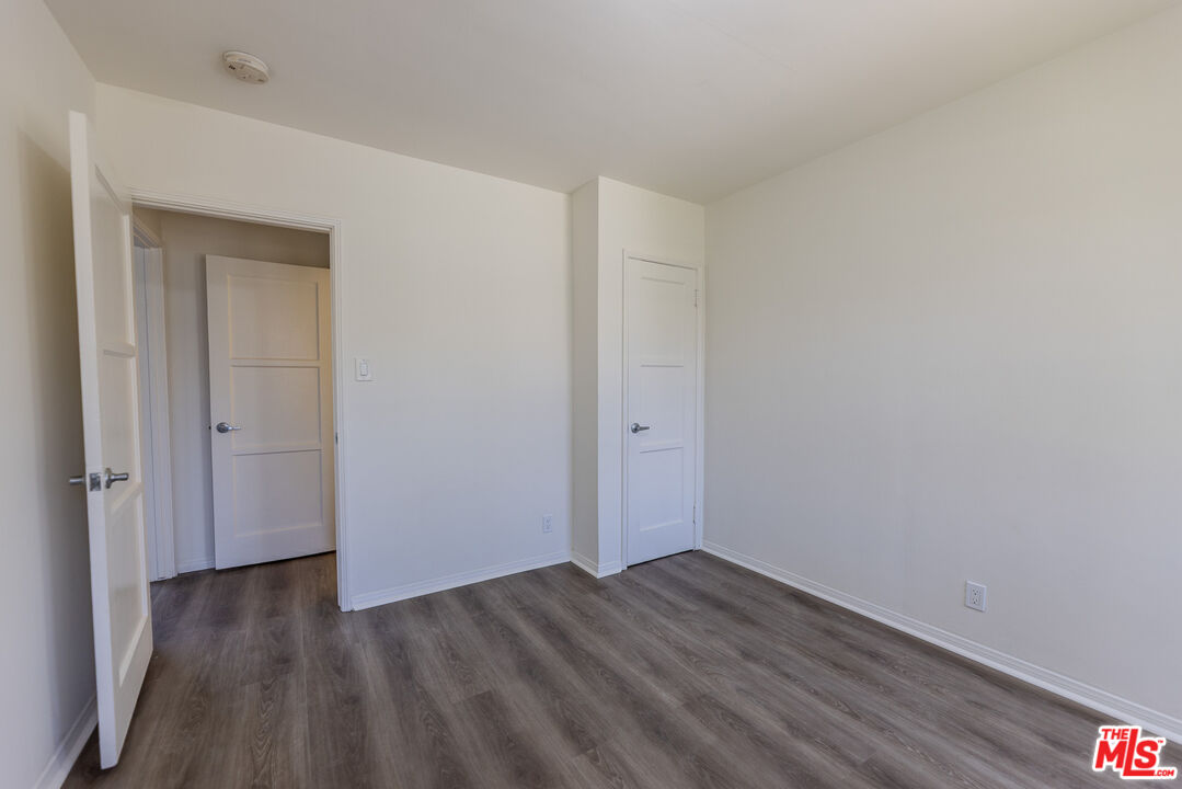 1940 S Robertson Blvd Unit: 10